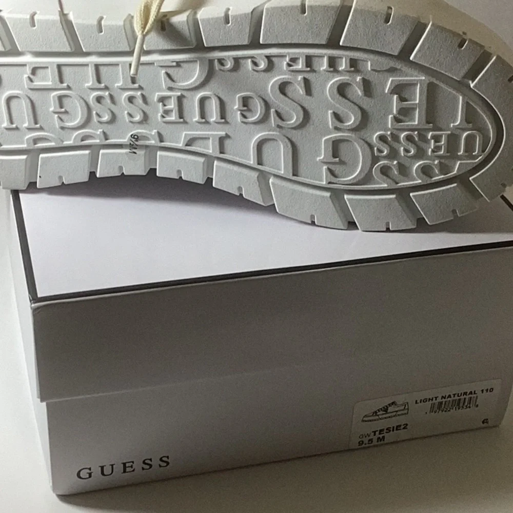 GUESS  Tesie Women's